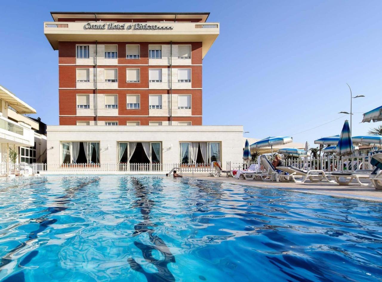 Grand Hotel & Riviera Лидо Ди Камайоре Екстериор снимка